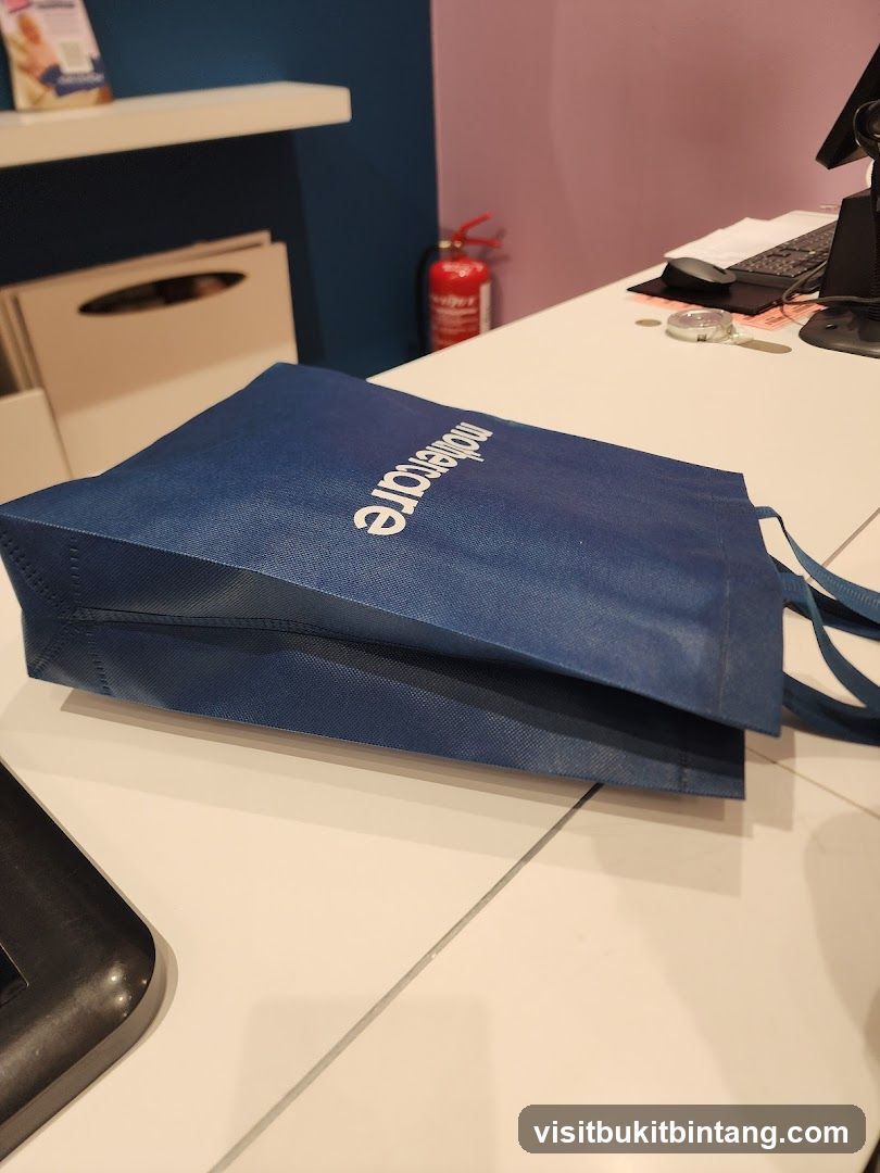 Blue shopping bag with logo