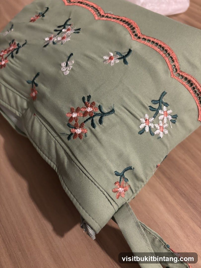 Embroidered Bag