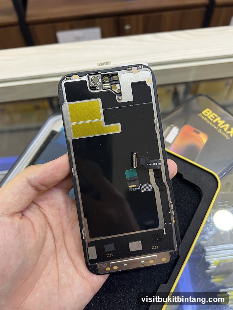 Smartphone Screen Replacement