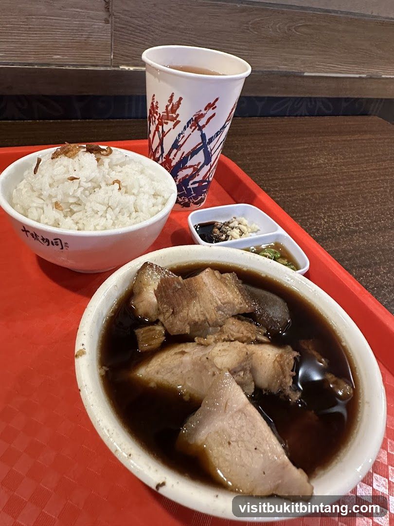 Braised Pork Belly with Rice and Tea