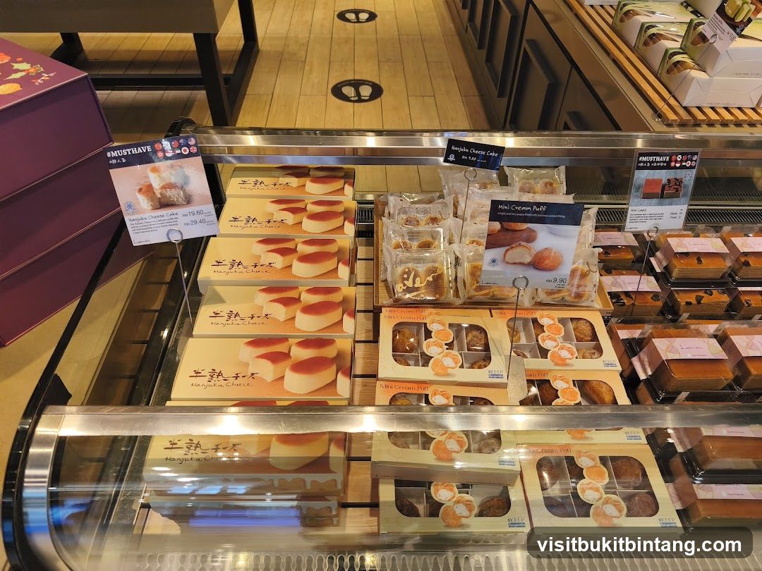 Dessert Display