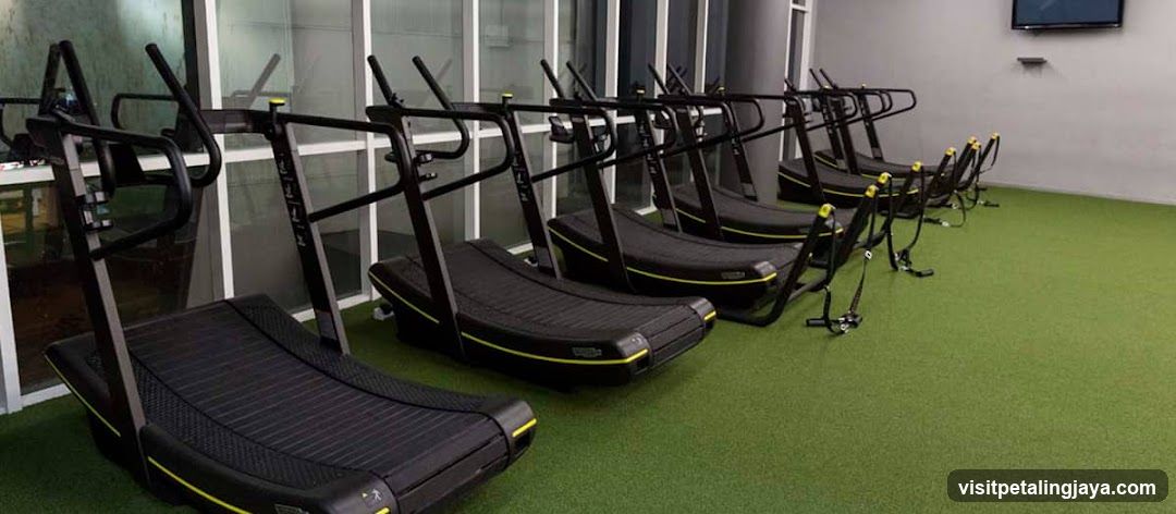 Fitness First Gym – 1 Mont Kiara