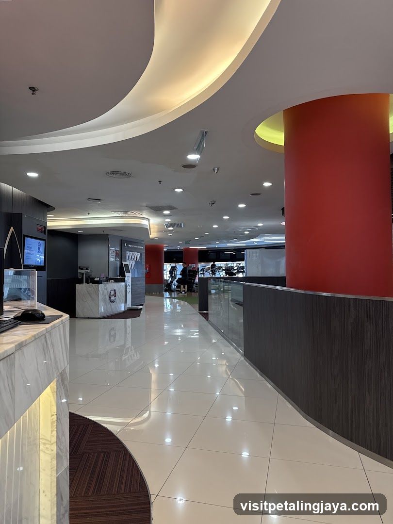 Fitness First Gym – 1 Mont Kiara