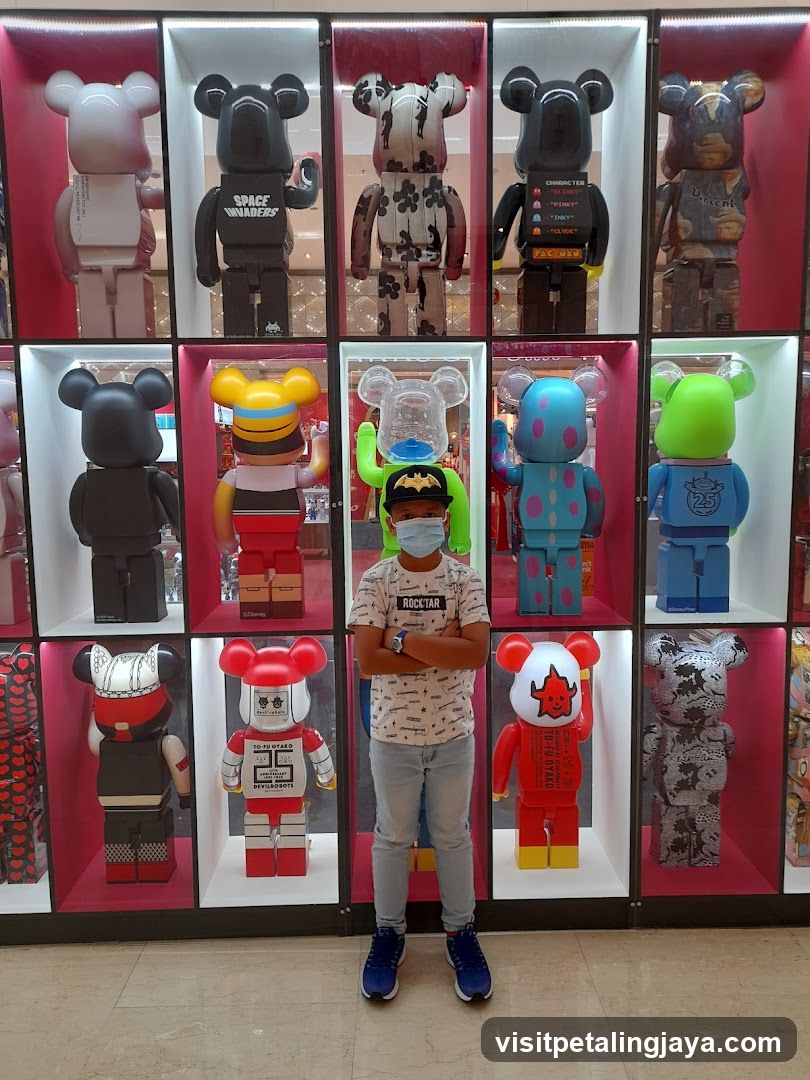 Bearbrick Display with Child