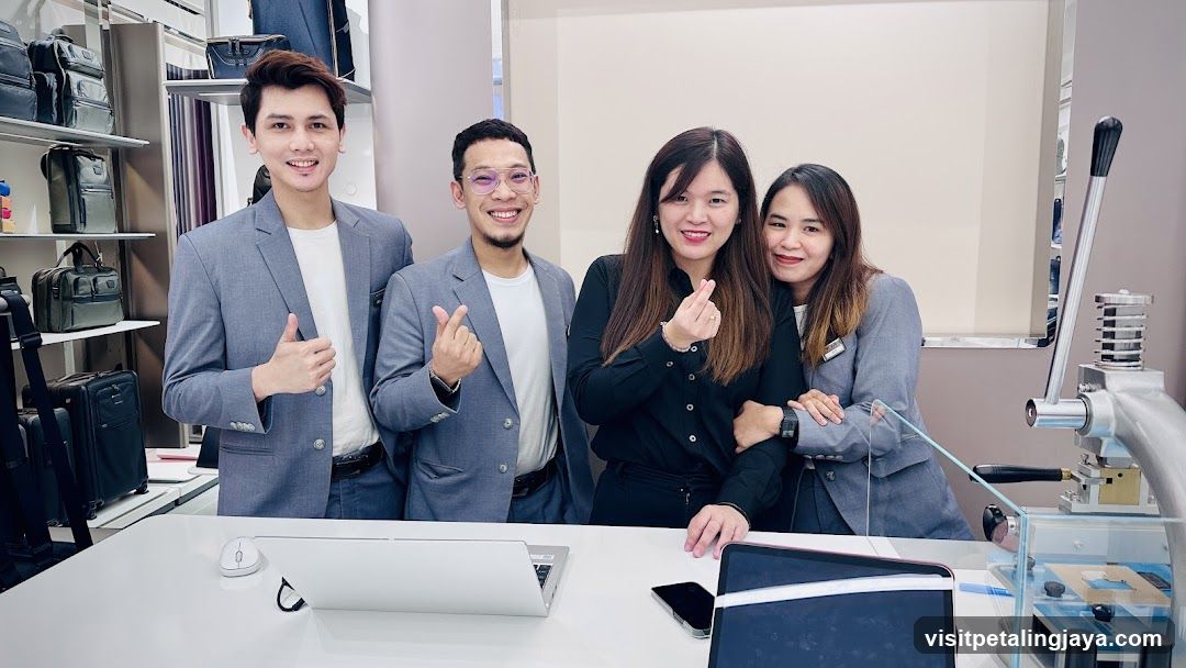 Staff in Storefront