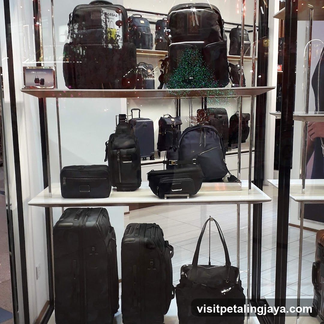 Luggage Display