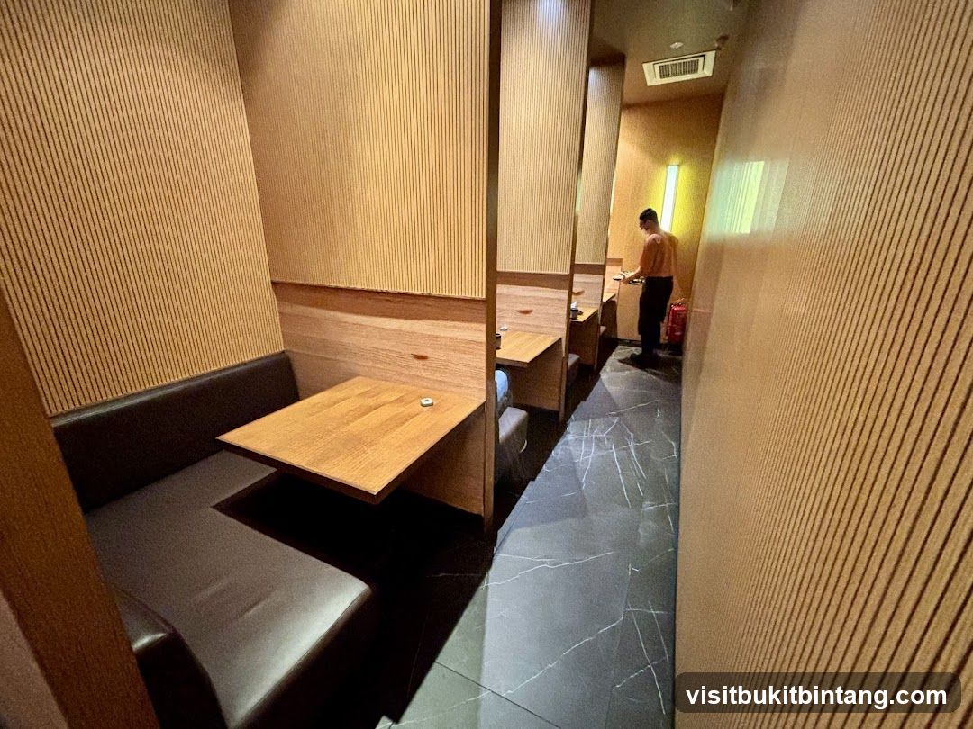 Restaurant Booths and Staff