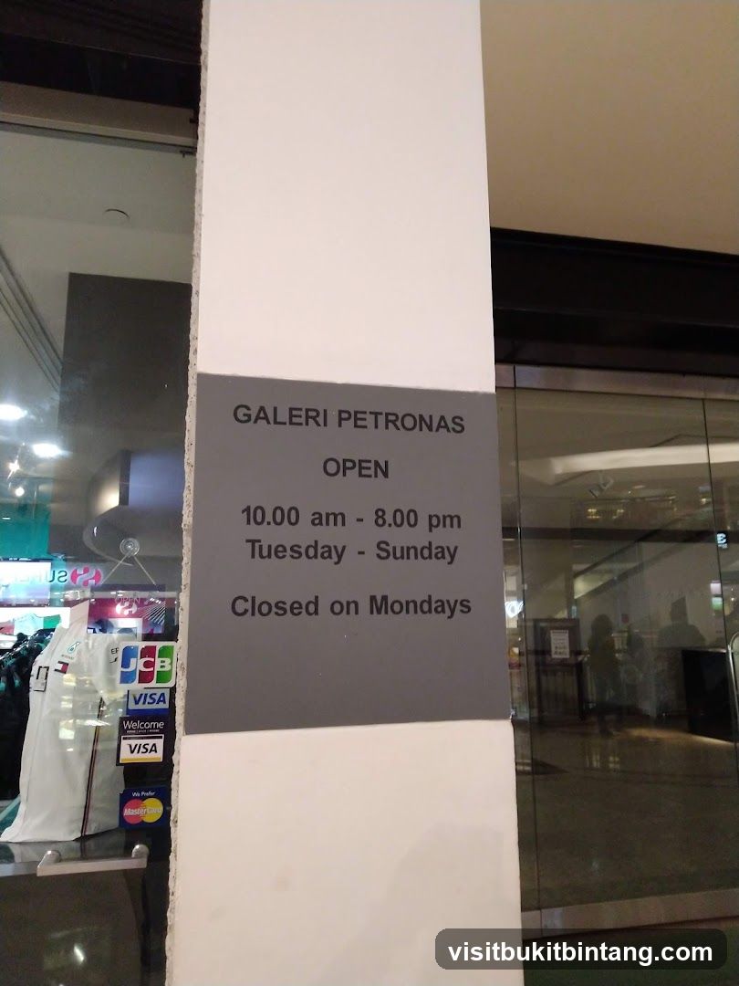 GALERI PETRONAS