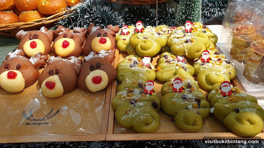 Christmas Themed Pastries