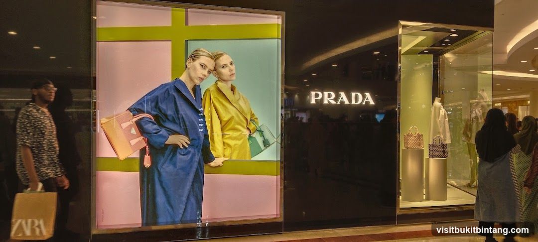 Prada Malaysia Kuala Lumpur Petronas Tower