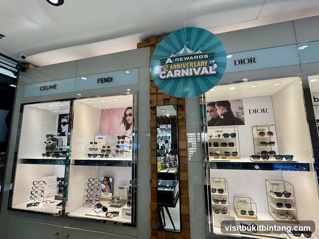 Eyewear Store Display