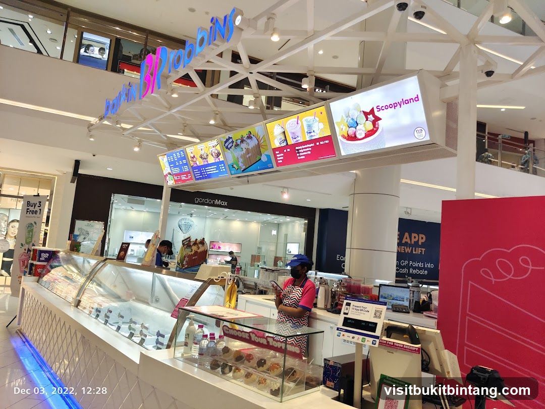 Baskin Robbins Ice Cream Shop