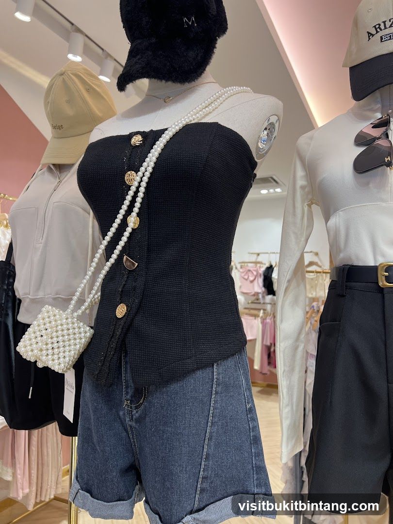 Mannequins in a clothing store