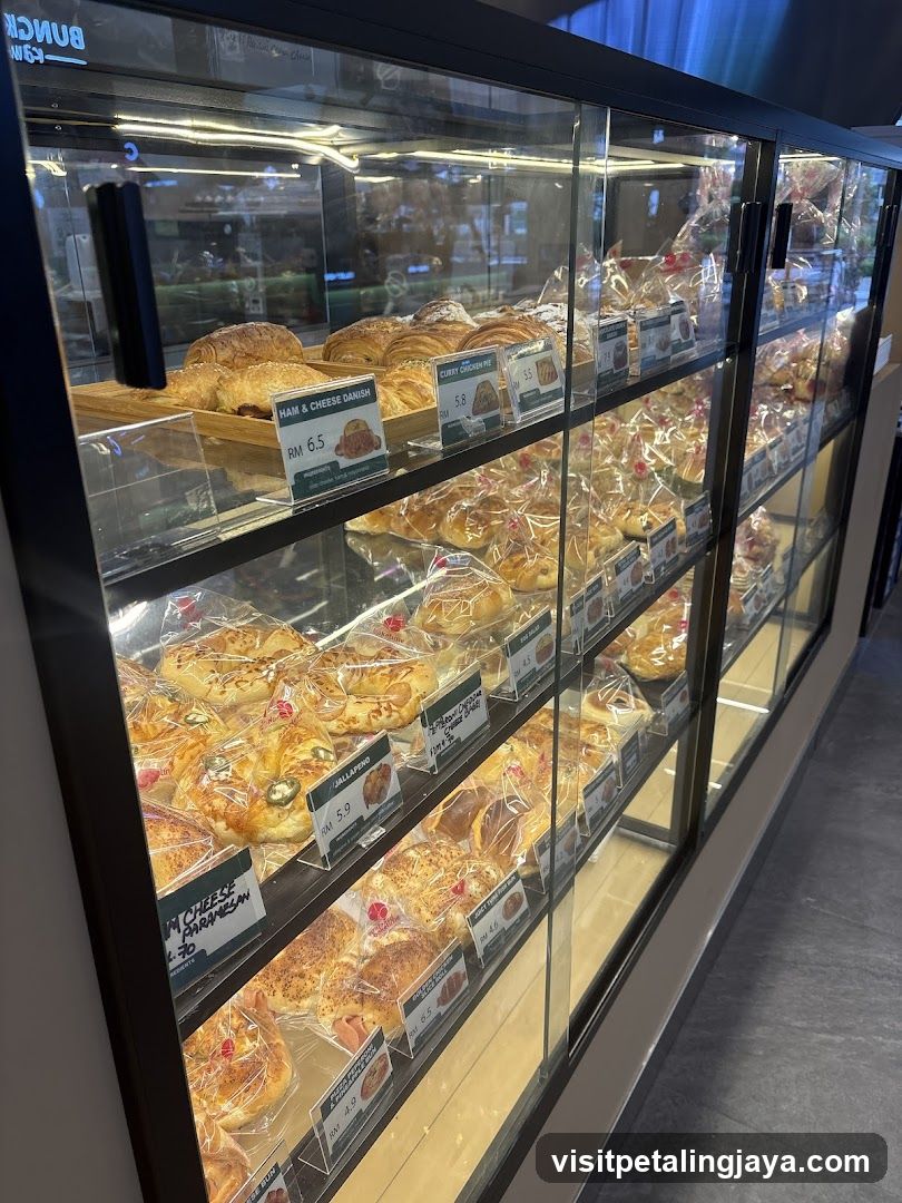 BunCh Bakery Display Case