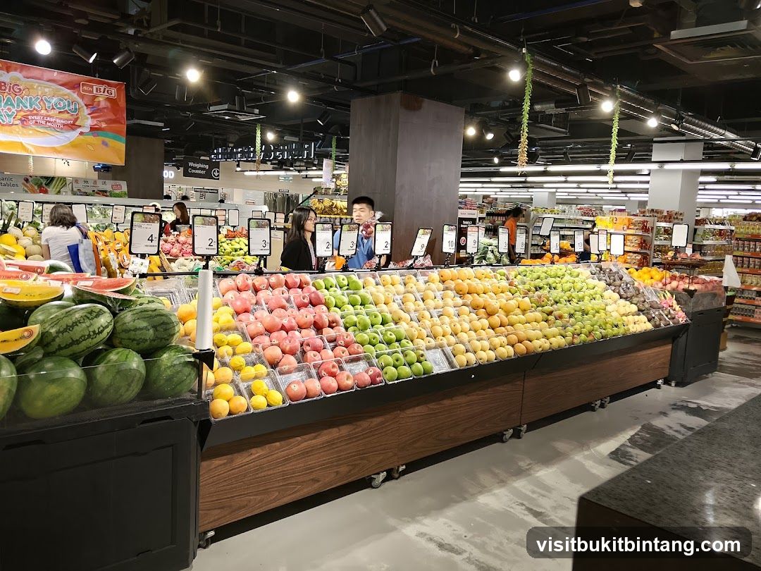 Supermarket Produce Section