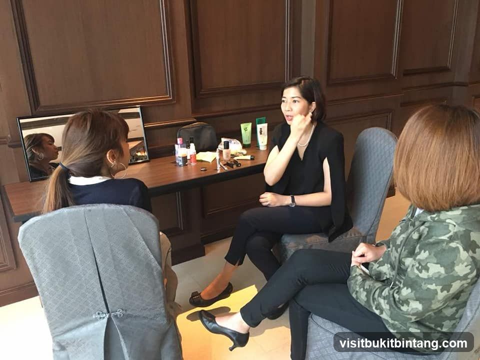 Beauty product demonstration