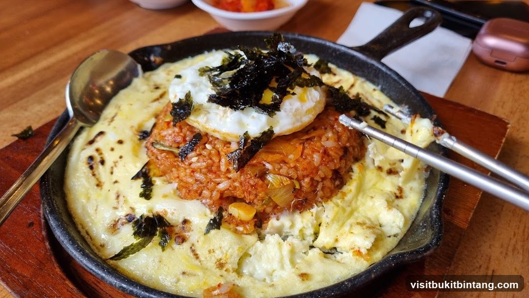 Kimchi Fried Rice with Cheese and Egg