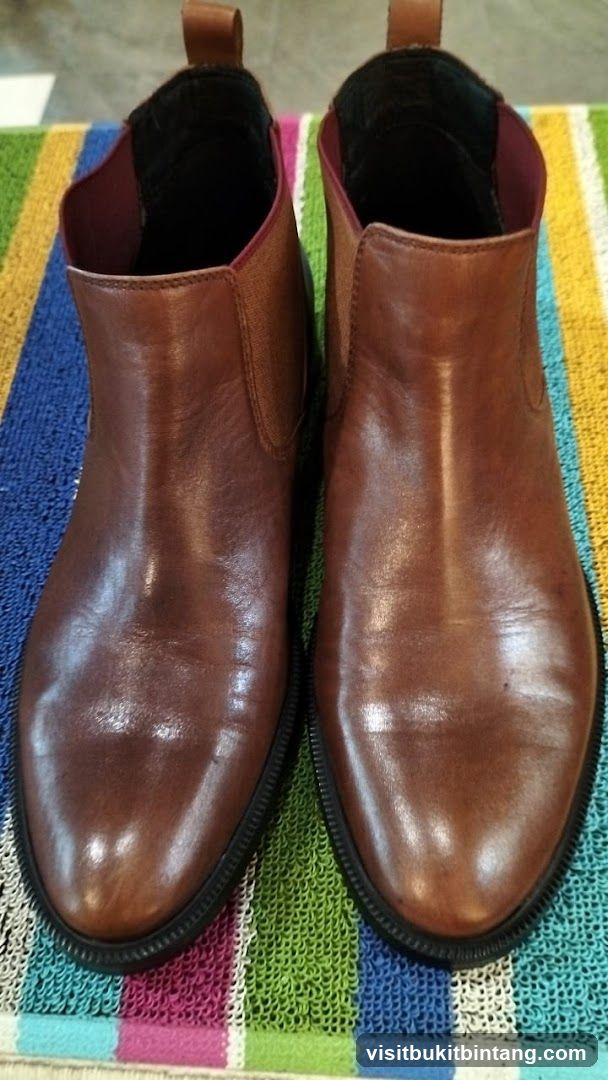 Brown Leather Chelsea Boots