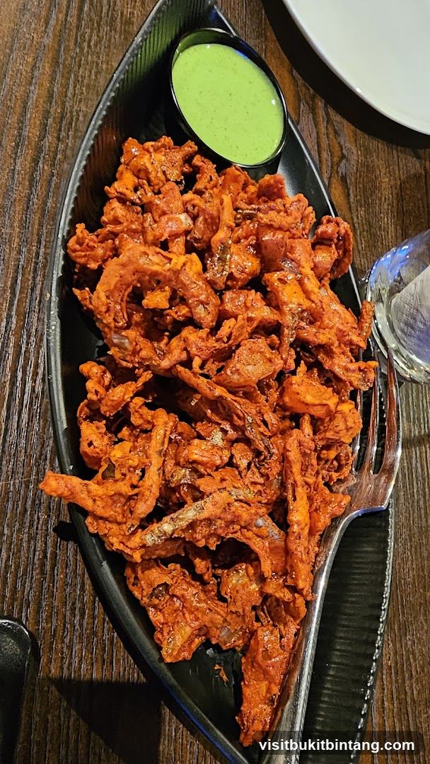 Onion Fritters with Chutney