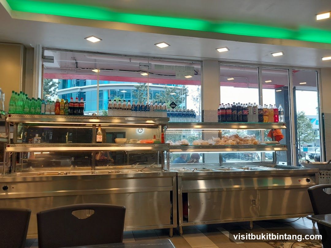 Food Display and Beverage Shelves