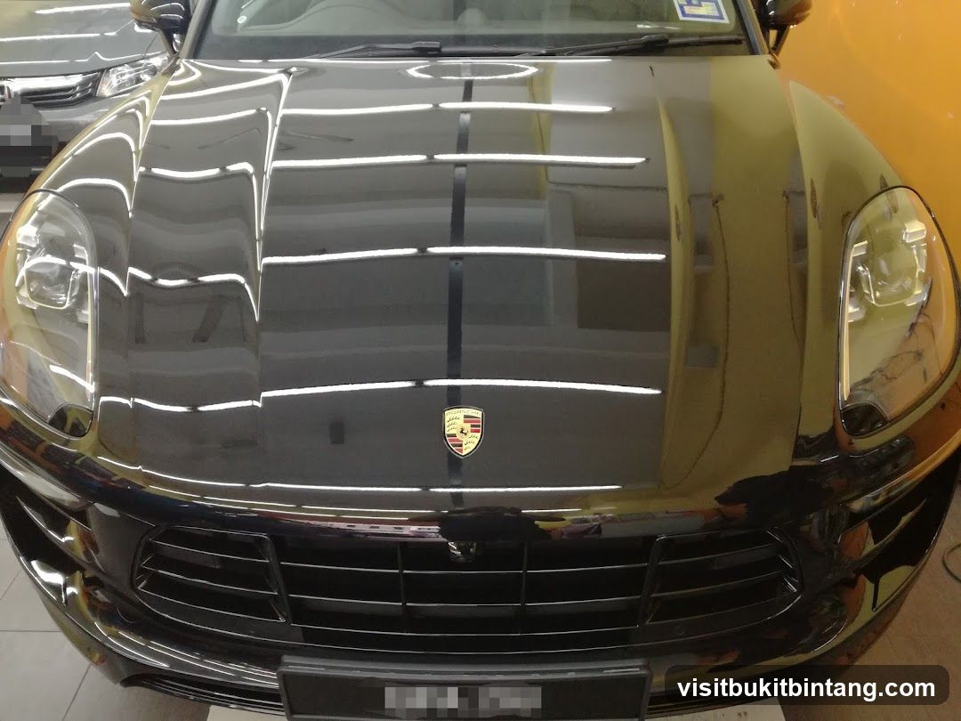 Black Porsche Hood