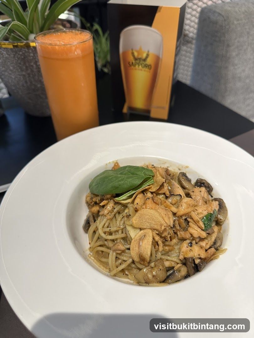 Pasta with Salmon and Mushrooms