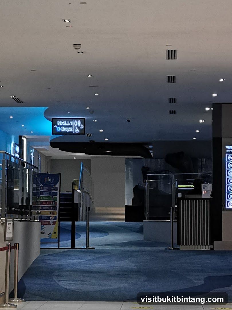Indoor walkway with signage
