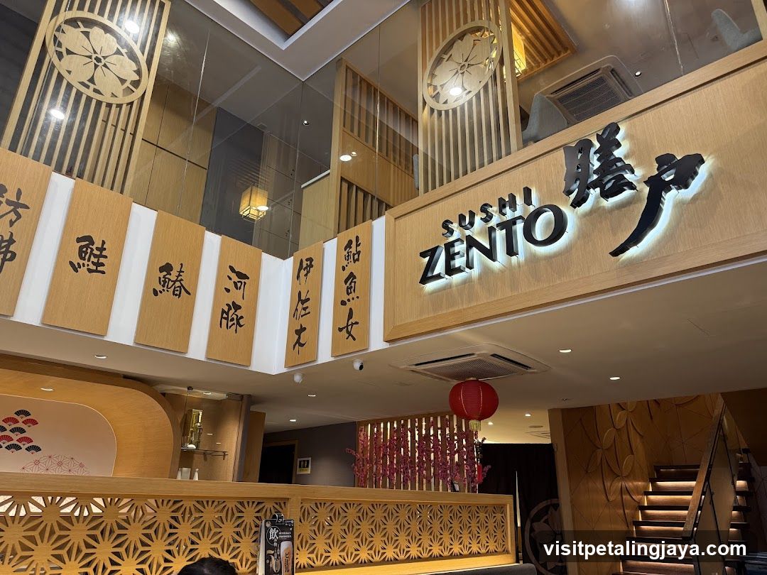 Sushi Zento Interior View