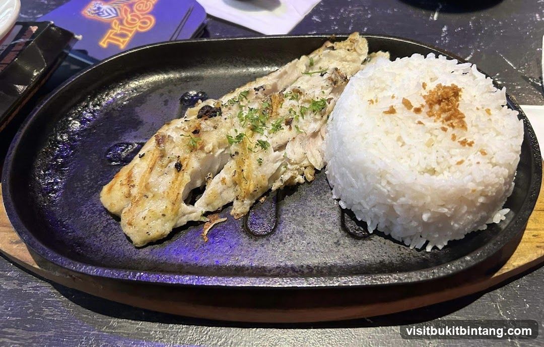 Grilled Fish with Rice