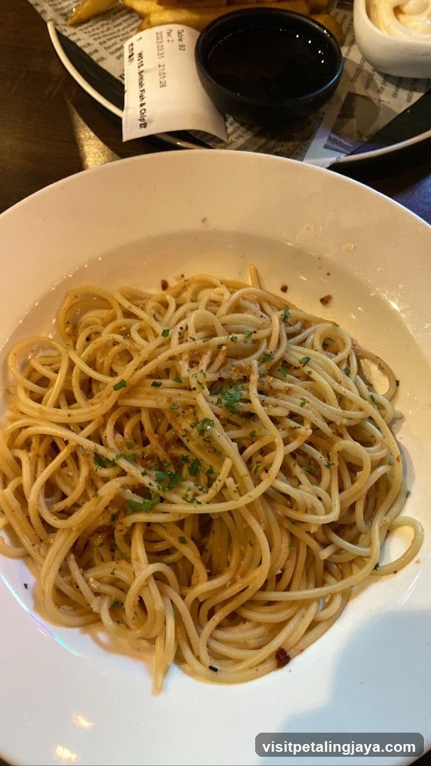 Spaghetti with Sauce and Garnish