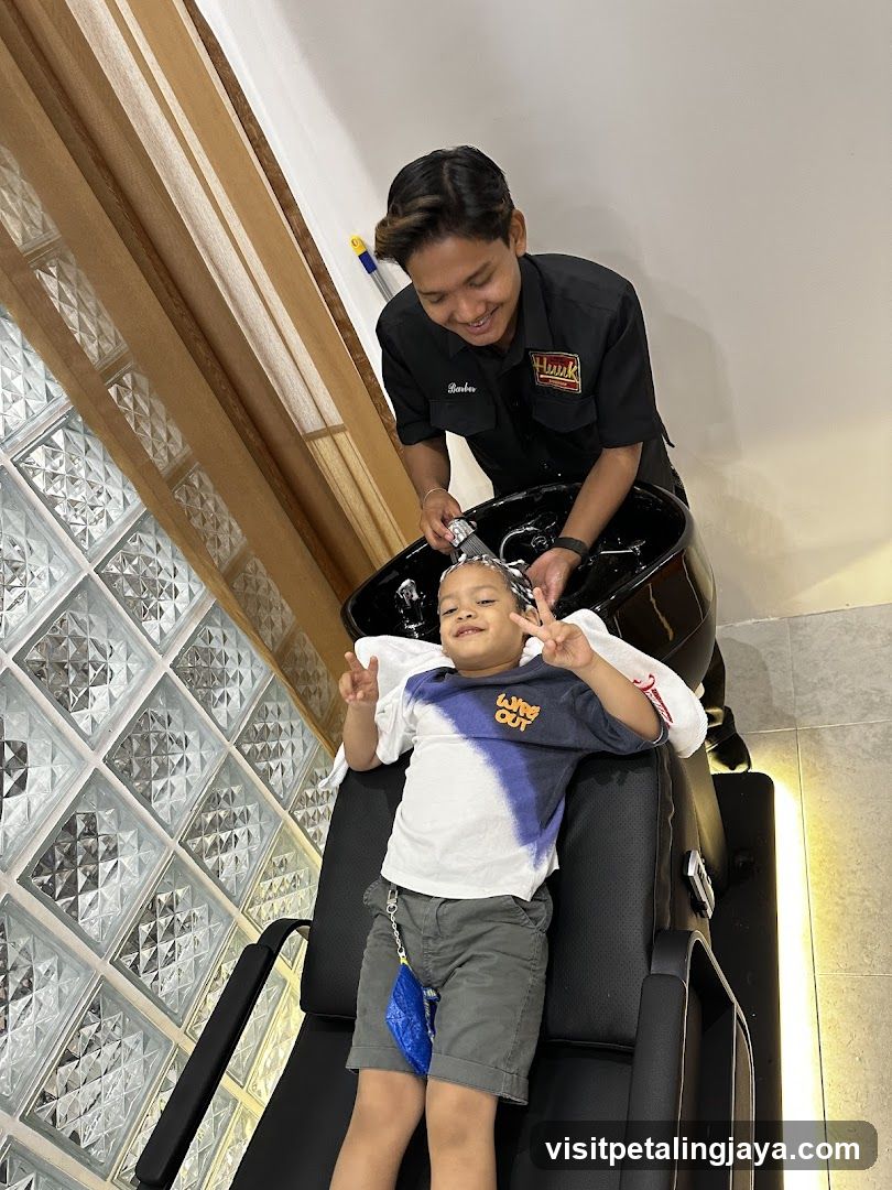 Hair Washing at Salon