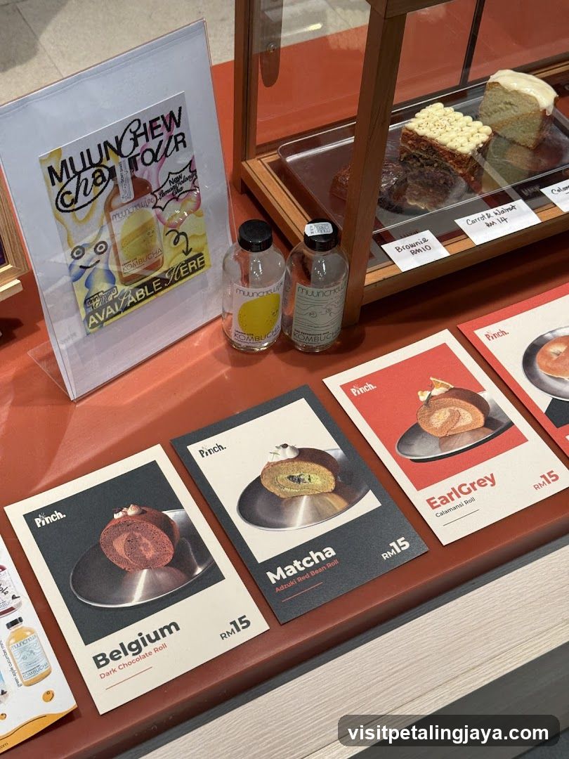 Mullinchoo & Pinch Display