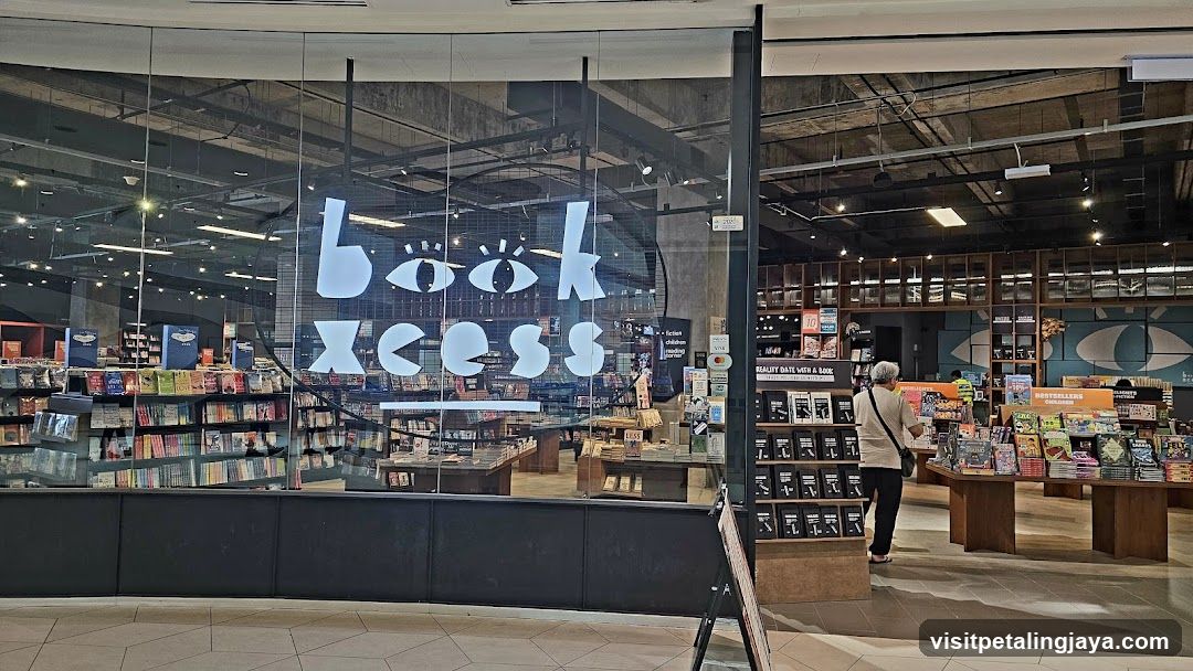 BookXcess The Starling