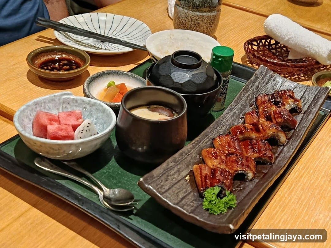 Eel and Fruit Platter