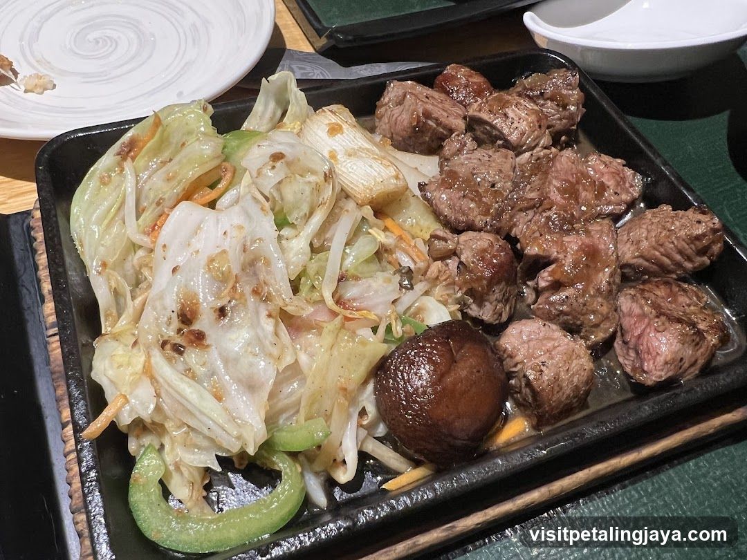 Grilled Beef and Cabbage Platter