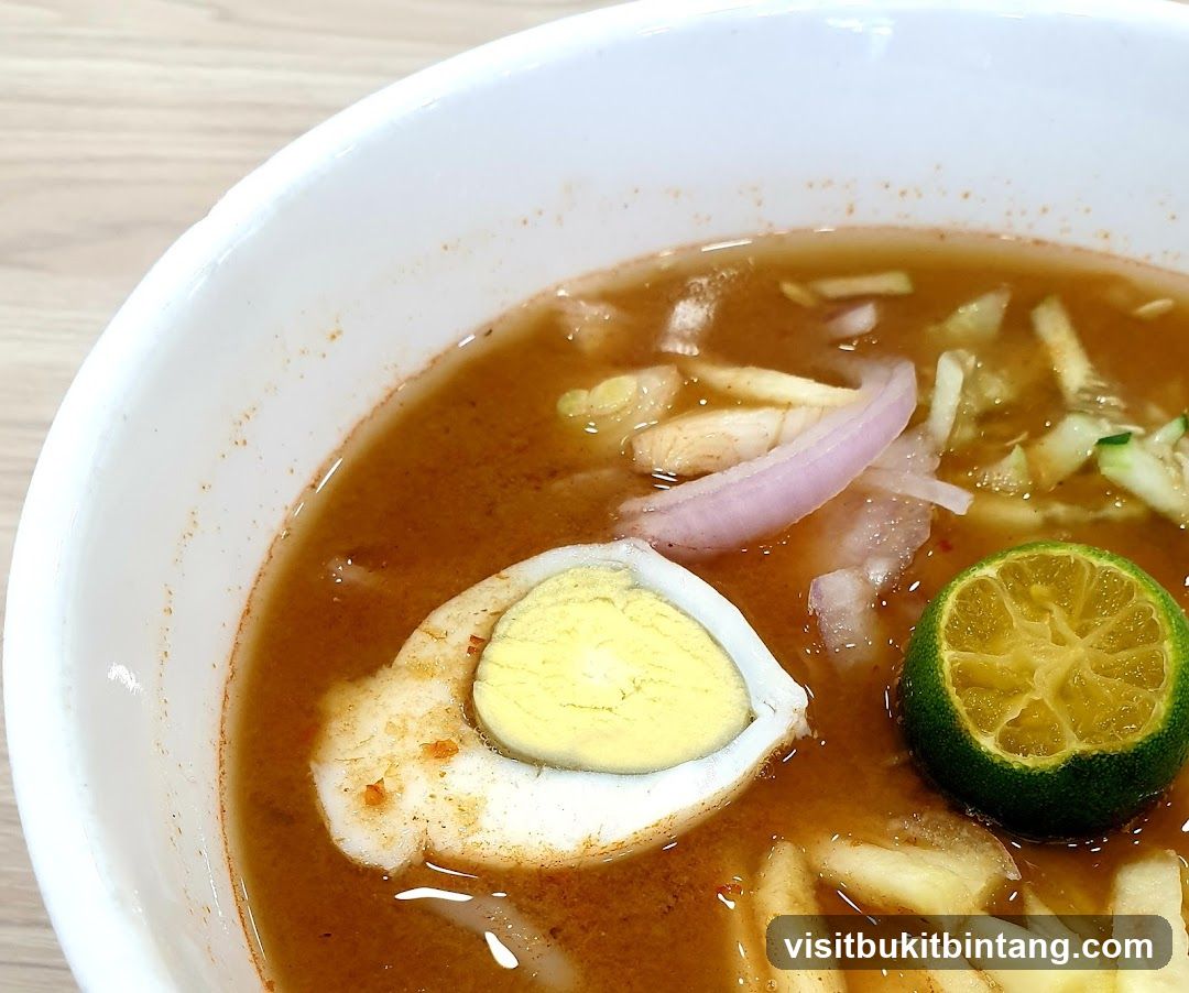 Laksa with Egg and Lime