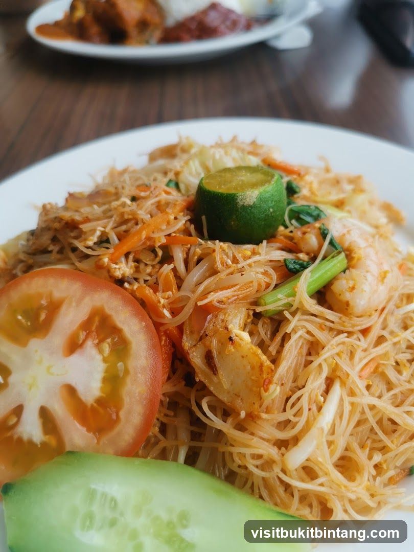 Noodles with Shrimp and Vegetables