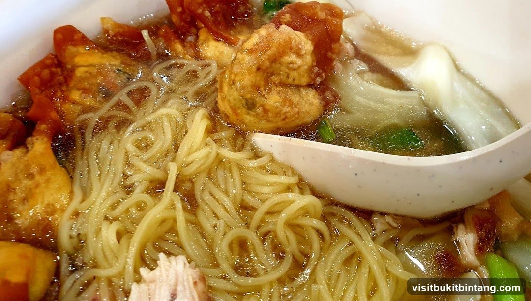 Noodle Soup with Wontons