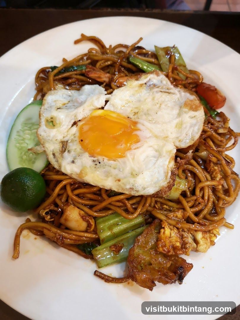 Fried Noodles with Egg