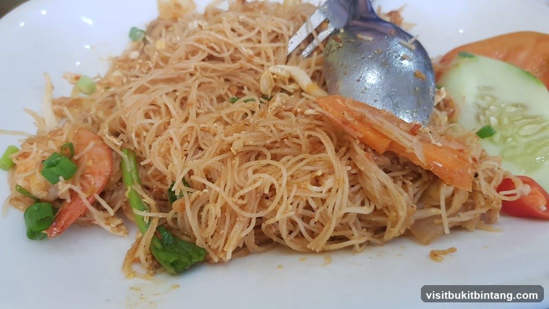 Shrimp and noodles