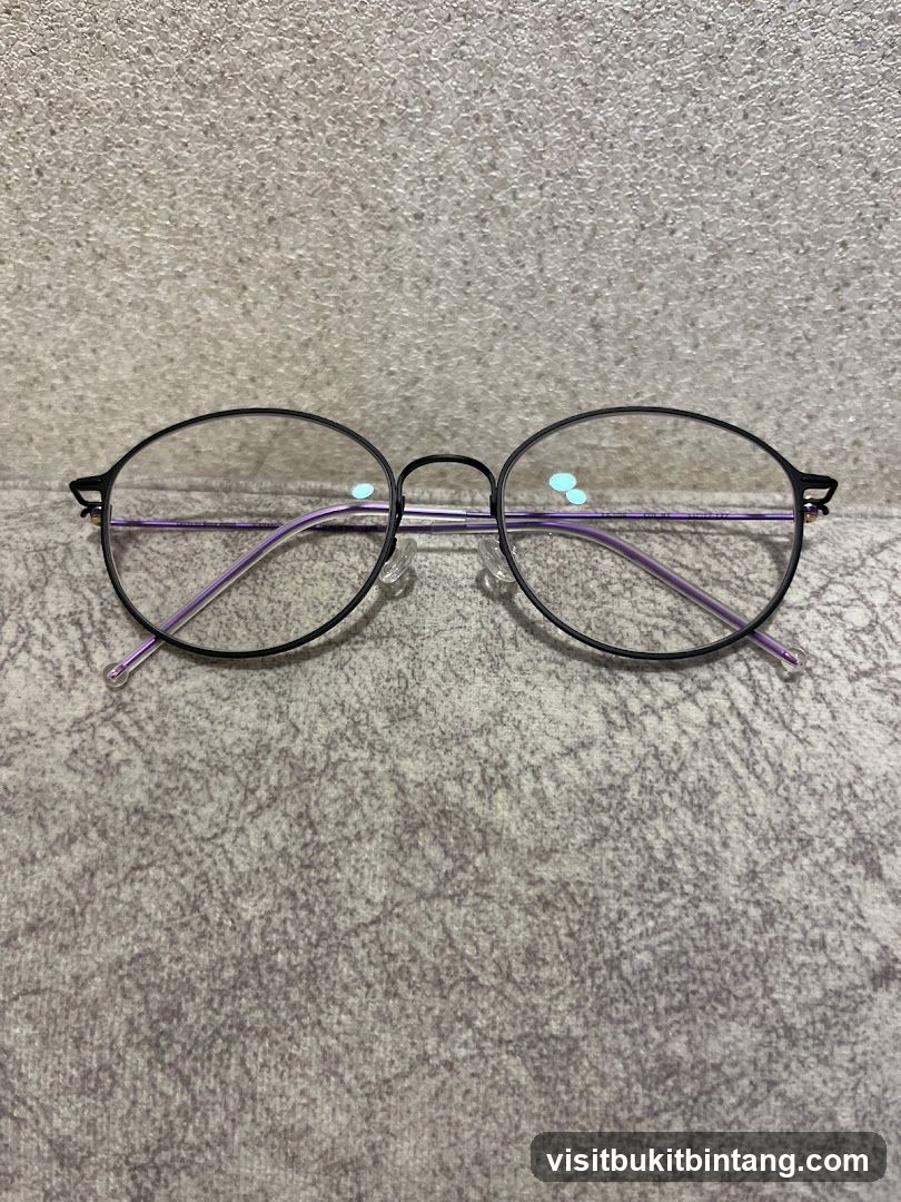 Eyeglasses