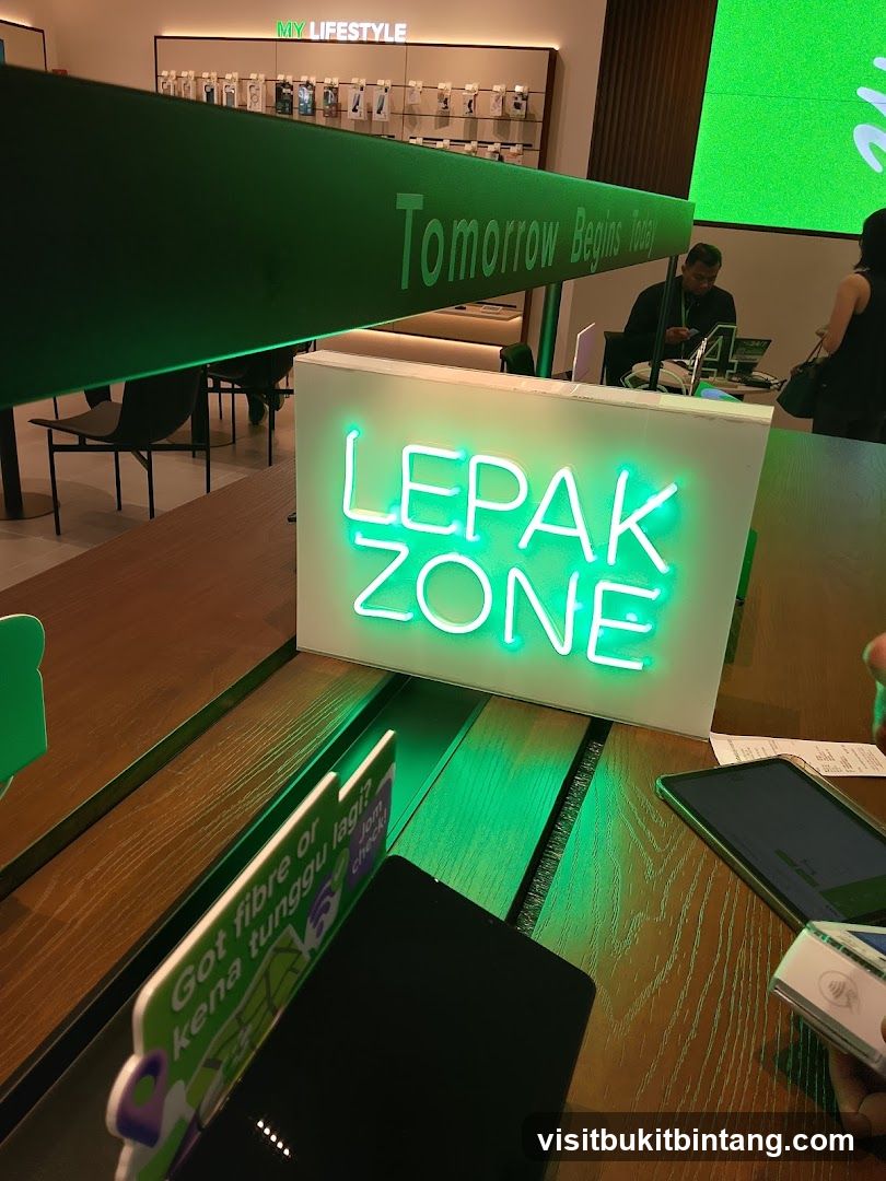 LEPAK ZONE Neon Sign