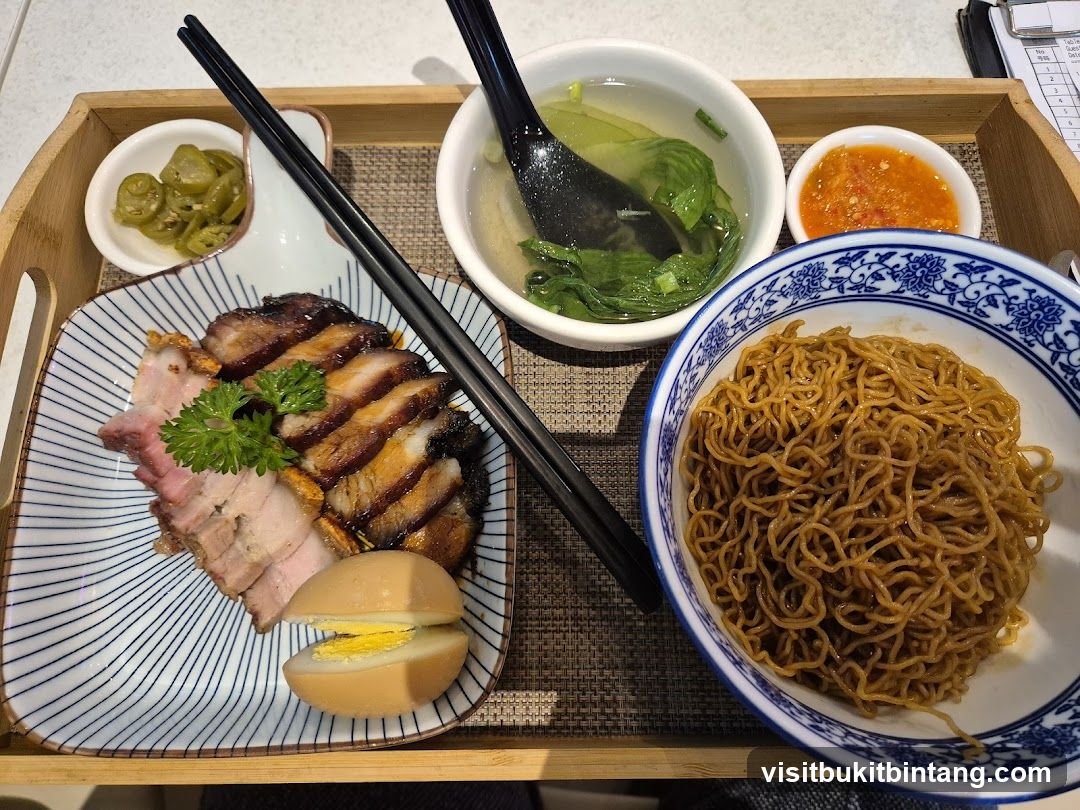 Roast Pork and Noodles