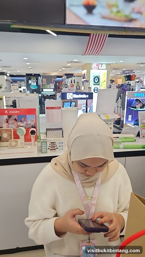 Electronics Store Display