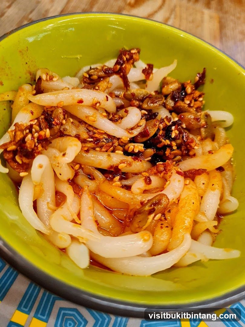 Noodles with Chili Oil and Sesame Seeds