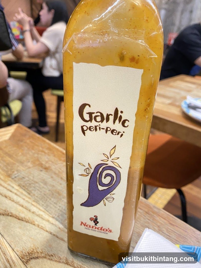 Nando's Garlic Peri-Peri Sauce Bottle