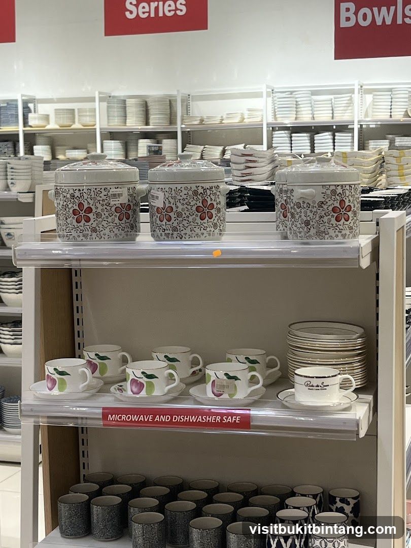 Ceramic Tableware Display