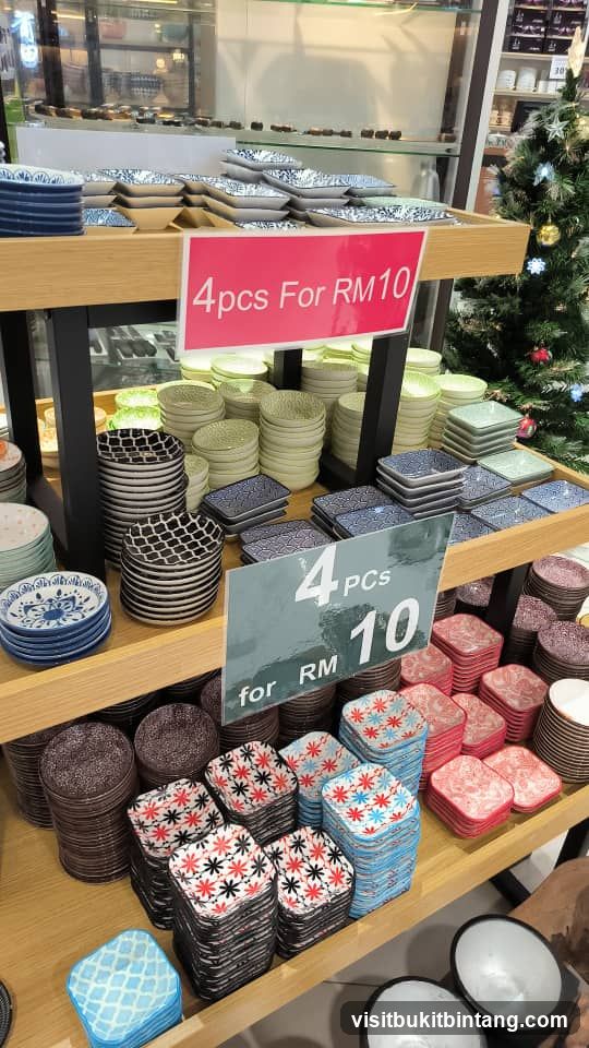 Tableware Display