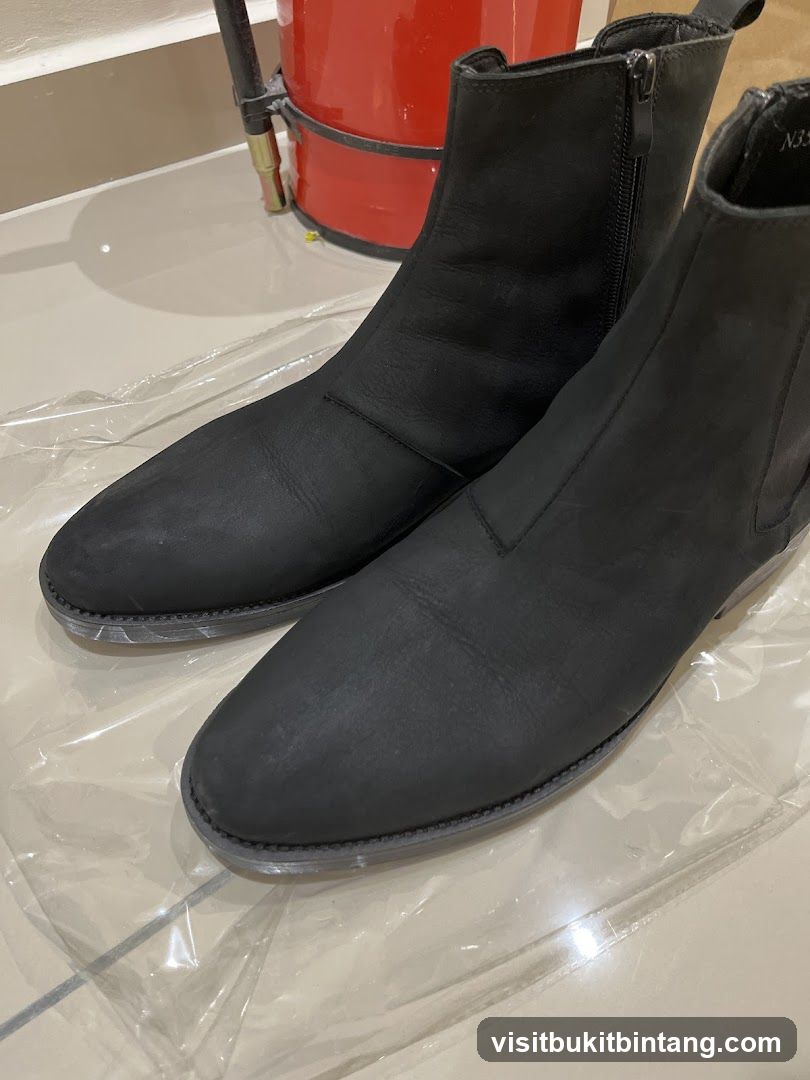 Black Leather Boots