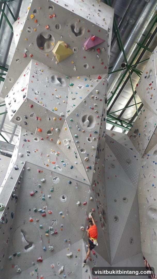 Camp5 Climbing Gym